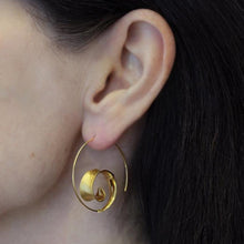 Load image into Gallery viewer, Spiral Design Hoop Earrings
