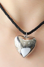 Load image into Gallery viewer, Heart Pendant Rope Necklace
