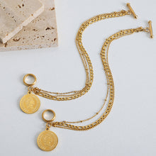 Load image into Gallery viewer, Coin Pendant Toggle clasp 18K Gold-Plated Bracelet
