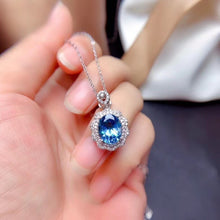 Load image into Gallery viewer, Platinum-Plated Zircon Pendant Necklace
