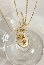 Load image into Gallery viewer, Flower Shell Pendant Copper Necklace
