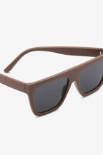 Load image into Gallery viewer, UV400 Polycarbonate Wayfarer Sunglasses
