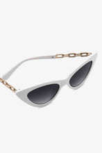 Load image into Gallery viewer, Chain Detail Cat-Eye Sunglasses
