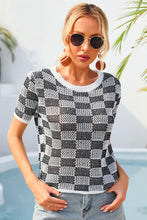 Load image into Gallery viewer, Checkered Short Sleeve Knit Top
